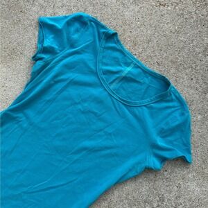 Lululemon Teal/Turquoise Blue Short Sleeve T-Shirt Scoop Neck Womens
